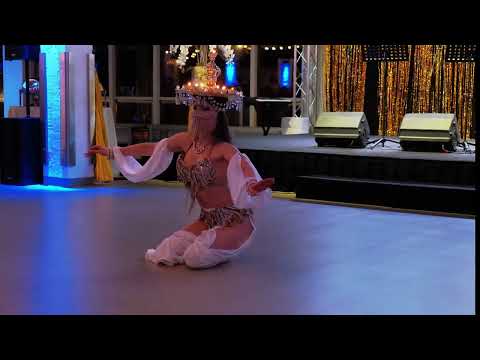 Bellydance with a candle tray ‎️‍🔥 Teele Nõlvak