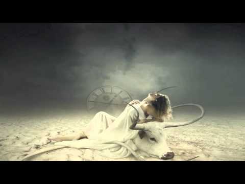 Stanisha - Dark At The Edge Of The World(Original Mix)