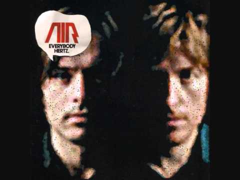 Videoclip de Don't Be Light (Neptunes Remix) — Air