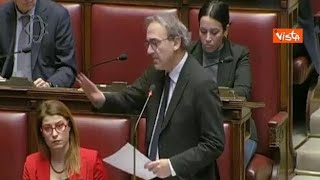 Bonelli (Avs): "Io e Fratoianni minacciati, faccio appello ai giovani alla non violenza"