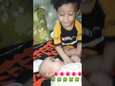 #Izhan #play his sister# short vedio