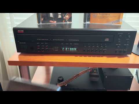 Wonderful Made in Japan Adcom GCD-600 5 Disc Changer with TDA-1541A Chip. See VIDEO! image 26