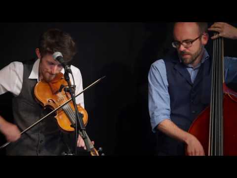 Georgia Lewis & Friends - The Wife of Usher's Well