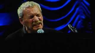 PAOLO CONTE "Una giornata al mare"  Video di Luciano Monti