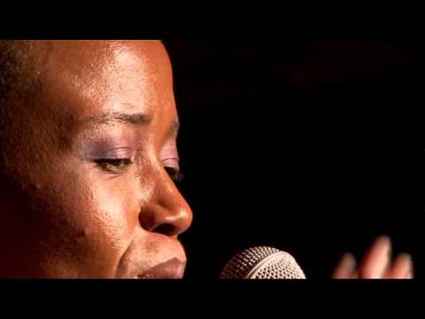 Tita Nzebi - Bakoba (Live @t La Boule Noire / Paris 2013)