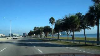 preview picture of video '№ 394 США Tampa Fl - ДОРОГА  Clearwater Beach сквозь океан'