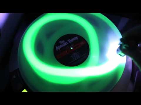Quick look at another glow-in-the-dark record