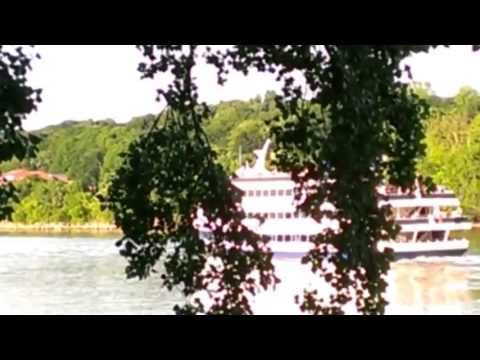 13 06 19  Party Boat