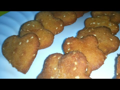 Homemade sweet coconut mathri || how to make mathri at home || tasty snack