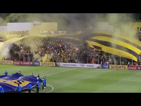 "La raza aurinegra" Barra: La Raza Aurinegra &bull; Club: Guaraní de Asunción