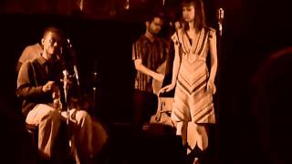 Moonshine and Caroline: On the sunny side of the street