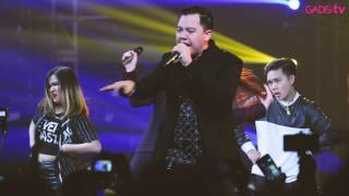 Chandra Liow feat. Devina Aureel &amp; Eka Gustiwana - Gapapa Jelek yang Penting Sombong