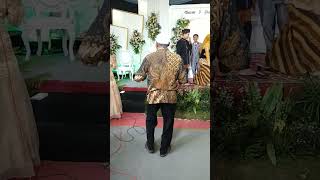 Download lagu PAK HAJI JOGET DI LABRAK ISTRI mp3 Download lagu PAK HAJI JOGET DI LABRAK ISTRI mp3