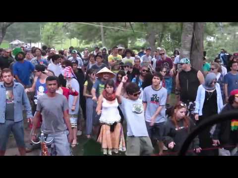 Goa Gil playing Luuli - That Cat (Santa Catarina -  Brasil) 2015