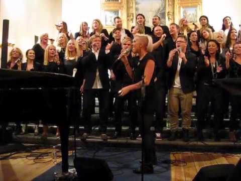 Hallelujah, you're worthy - TMV & By Grace feat. Elin EllyEve Svensson