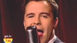 WESTLIFE   MACK THE KNIFE GMTV 29 10 04