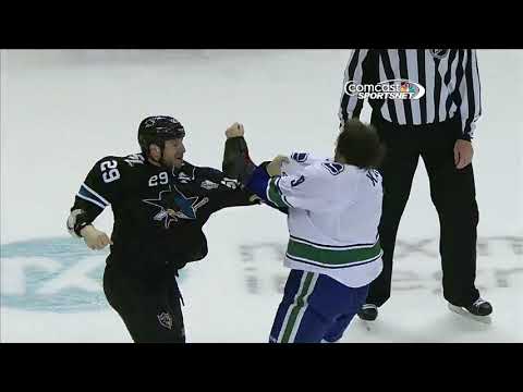 Ryan Clowe vs Zack Kassian Jan,27 2013
