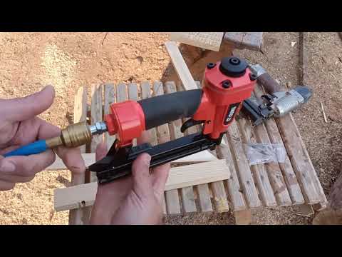 Пневматический степлер YATO 7 Bar для скоб h=6-16 мм, w=12,7 мм (YT-09201) Пневматический степлер YATO 7 Bar для скоб h=6-16 мм, w=12,7 мм (YT-09201)