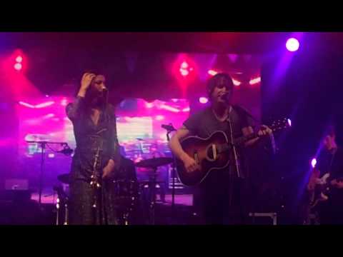 Emmy The Great and Tim Wheeler of Ash - Where Is My Mind (Pixies Cover) Glastonbury 2011