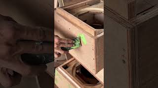 Download lagu Speaker box puttying process #tutorial #woodworking #speakerbox mp3 Download lagu Speaker box puttying process #tutorial #woodworking #speakerbox mp3