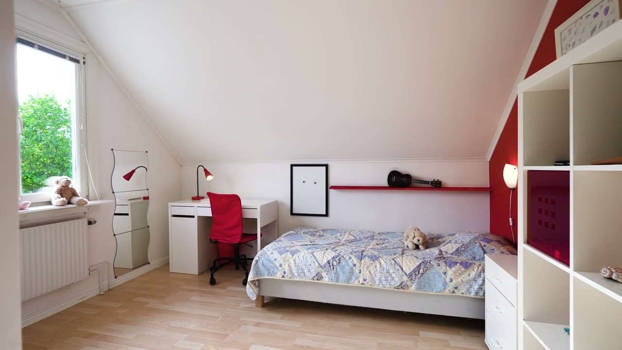 4 rum Villa på Hagvägen 64 Segeltorp Huddinge kommun - video