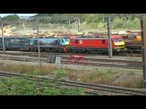 90019+024,sb Mossend Daventry Malcolm containers out of Bas Hall sidings Crewe 6,9,16