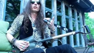 Video thumbnail for Justin Johnson Explains How To Play The Shovel Guitar by George Parfitt