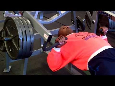 2 Legit 2 Quit Fitness Efrem B. Martin, 365lbs, 4reps, Hammer Strength Flat Bench Press