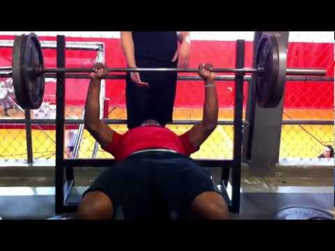 Sophomore Jamal porter 250 bench press, Onaway highschool 2013