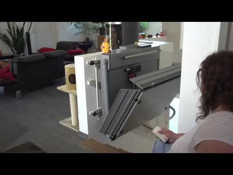 Einfache Bedienung des Rollstuhl Schrägaufzugs HIRO 320 mit kurviger Fahrbahn