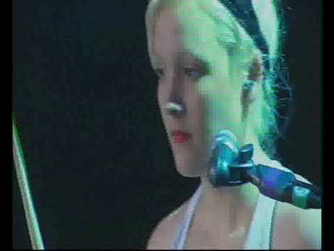 ¡Forward, Russia! - Don't Be A Doctor (Live at Pukkelpop 2006)