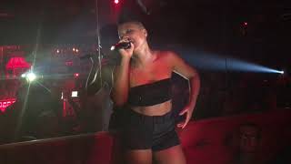 Sex On Fire (Beyoncé Cover) - Live at Club Cumming