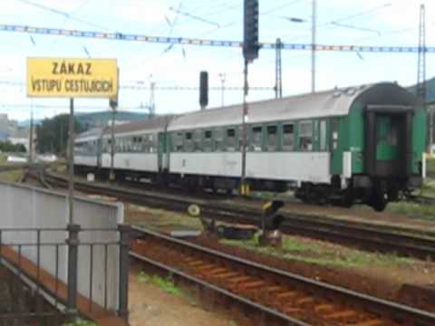 Odjezd vlaku Os 6821 ze stanice Ústí nad Labem - západ