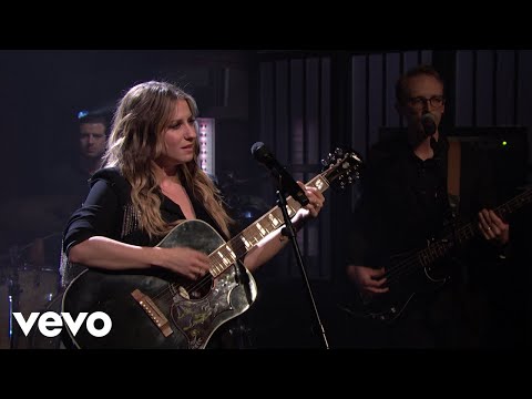 Caitlyn Smith - High (Late Night with Seth Myers)