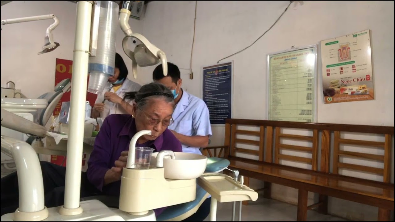 chia sẻ kinh nghiệm nhổ chân răng và điều trị răng sâu