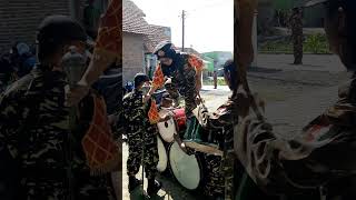 Download lagu Mayoret Banser Cantik Hampir Jatuh #mayoretcantik mp3 Download lagu Mayoret Banser Cantik Hampir Jatuh #mayoretcantik mp3