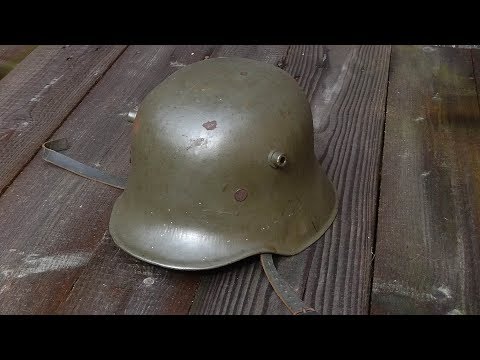 Stahlhelm M 18 - Weltkrieg - Helmet M18 - World War