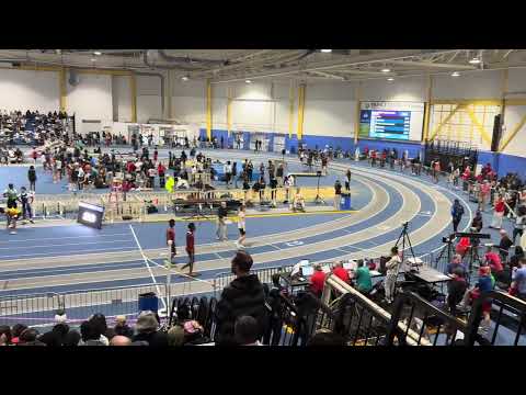 MO Boys 4x200m Heat 6