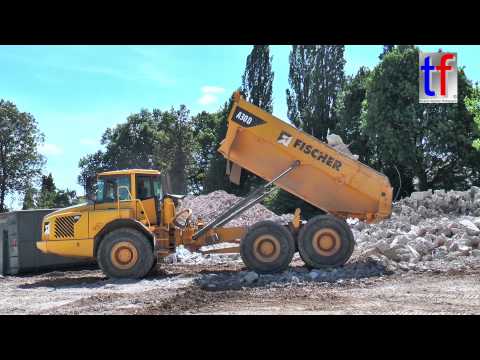 Volvo A30D Dumper Works On Demolition Site / Abbruch Kreiskrankenhaus Backnang, 22.05.2015.