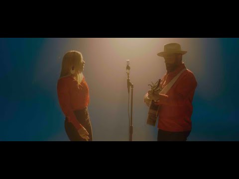 "Coming Home" | Drew & Ellie Holcomb | OFFICIAL MUSIC VIDEO