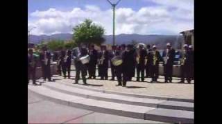 preview picture of video '(2 Parte) ENCUENTRO DE LAS 4 ORQUESTAS EN LA  PLAZA DE SAUSA - TAMBO MAYO 2009'