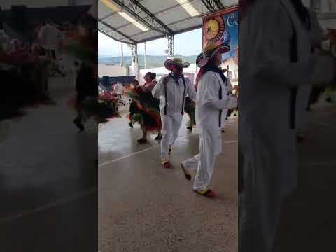 PRESENTACION EN LA COMPETENCIA DE BAILE EN TENZA, BOYACA.