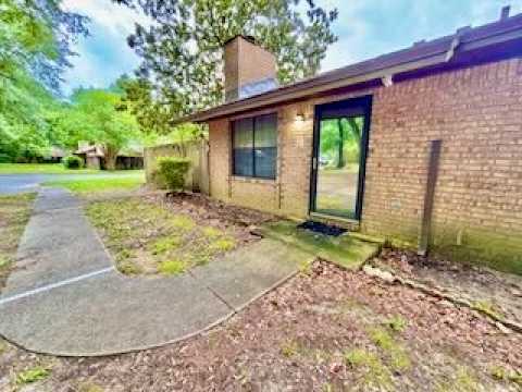 Cozy 2 bedroom Duplex property video