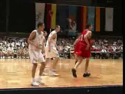 game em2002 basketball u18 slovenie croatia