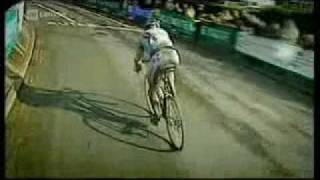 preview picture of video 'Parijs - Roubaix 2002'