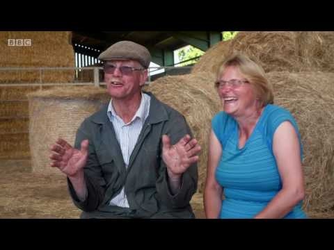 download lagu mp3 mp4 Country Showdown, download lagu Country Showdown gratis, unduh video klip Country Showdown