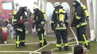 preview picture of video '20120729 Demonstrationsübung der Feuerwehr in Langenargen am Bodensee'