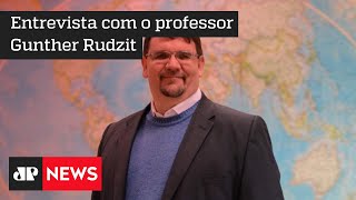 Comboio russo se aproxima de Kiev e deve tomar a capital hoje