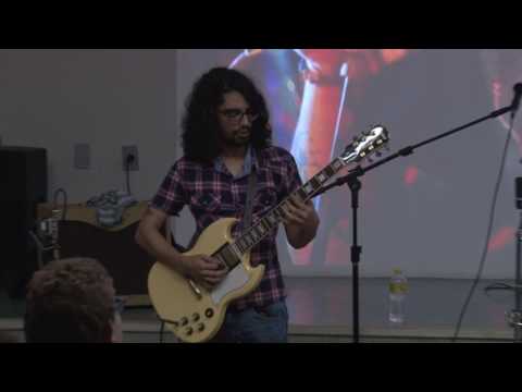 ENSAIO ABERTO: Augustine Azul