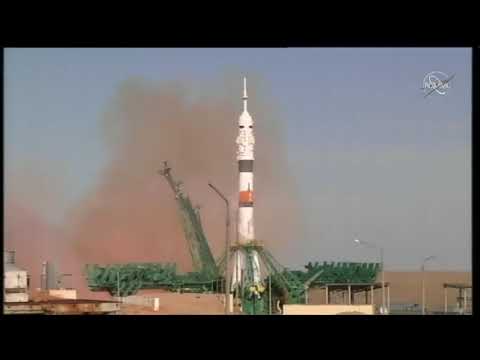 ISS & liftoff of three Expedition 64 crew mates